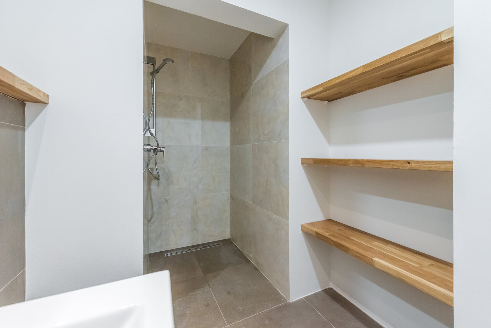 Březinova, Karlín - Praha 8 | Pronájem, Byt 2+kk, 42 m²