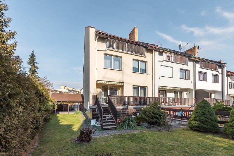 Krajanská, Újezd - Prague 4 | Rent, House, 350 m²