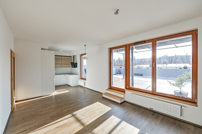 U Hranic, Strašnice - Praha 10 | Pronájem, Byt 3+kk, 132 m²