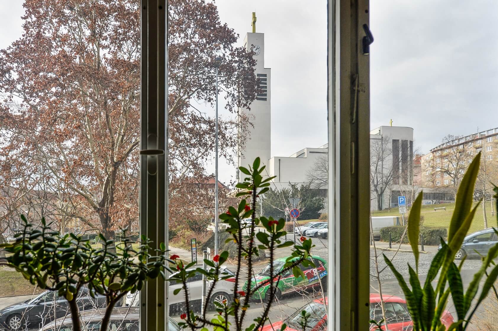 náměstí Svatopluka Čecha, Vršovice - Prague 10 | Rent, Apartment One-bedroom (2+kk), 69 m²