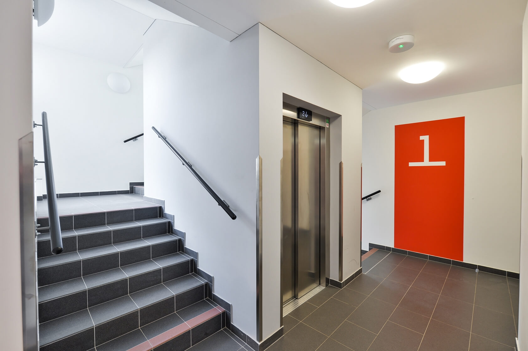 Pod Stolovou horou, Jinonice - Praha 5 | Pronájem, Byt 3+kk, 131 m²