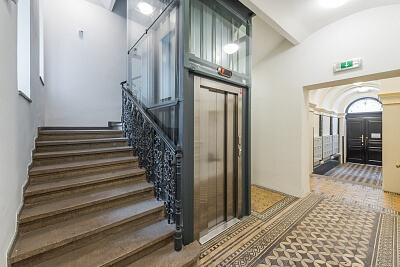 Trojická, Nové Město - Praha 2 | Pronájem, Byt 2+kk, 45 m²