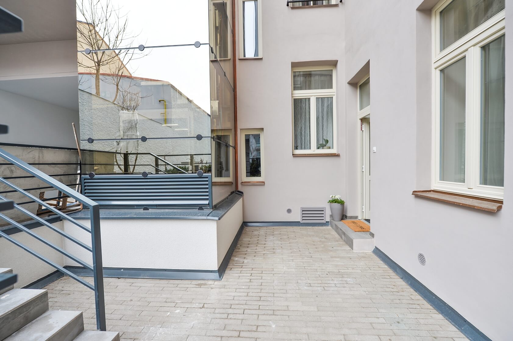 Na Bělidle, Smíchov - Prague 5 | Rent, Apartment One-bedroom (2+kk), 79 m²