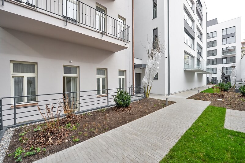 Na Bělidle, Smíchov - Prague 5 | Rent, Apartment One-bedroom (2+kk), 79 m²