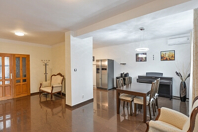 Horoměřice - Praha-západ | Pronájem, Rodinný dům 5+1, 240 m²