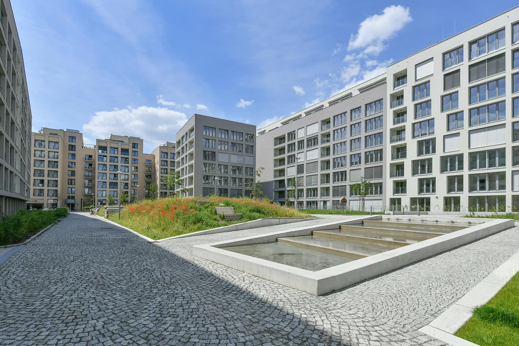 U Mlýnského kanálu, Karlín - Prague 8 | Rent, Apartment One-bedroom (2+kk), 51 m²