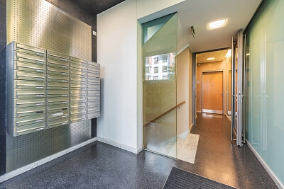 Rohanské nábřeží, Karlín - Prague 8 | Rent, Apartment One-bedroom (2+kk), 67 m²