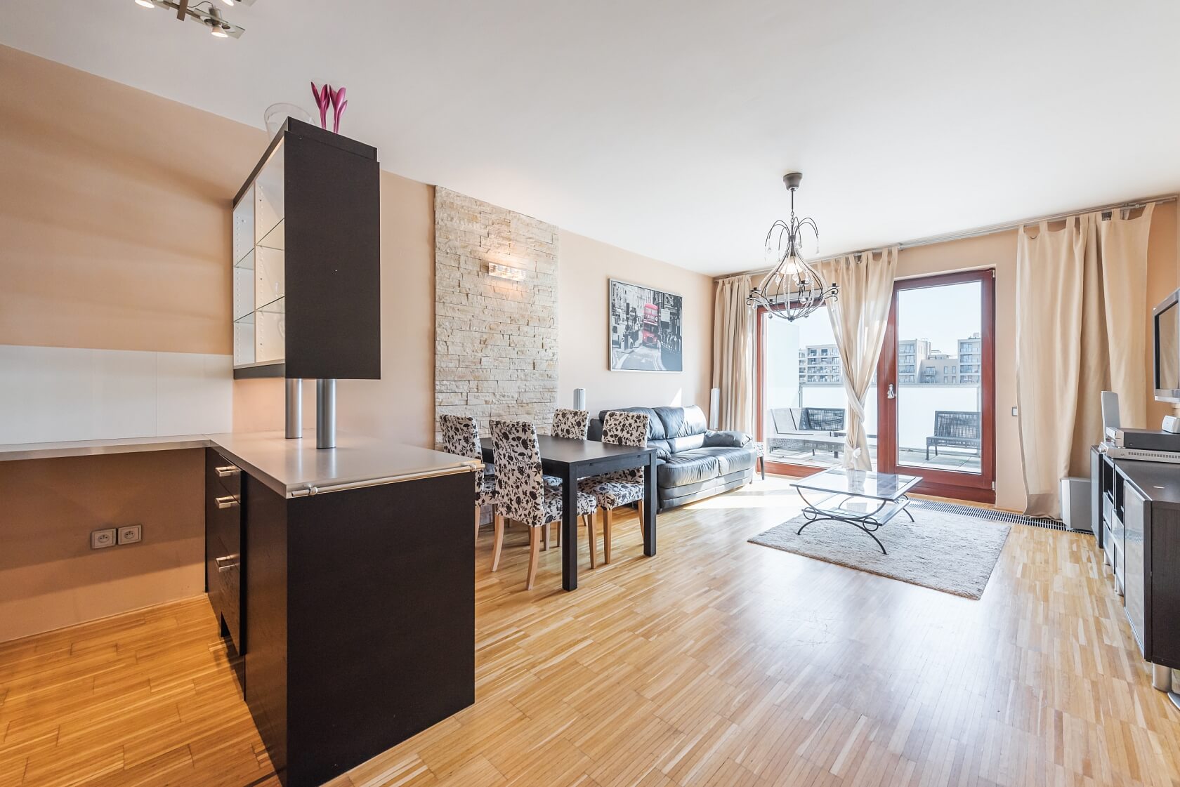 Rohanské nábřeží, Karlín - Praha 8 | Pronájem, Byt 2+kk, 67 m²