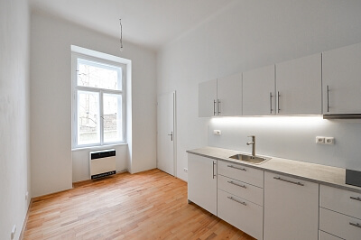 Na Výšinách, Bubeneč - Praha 7 | Pronájem, Byt 1+kk, 20 m²