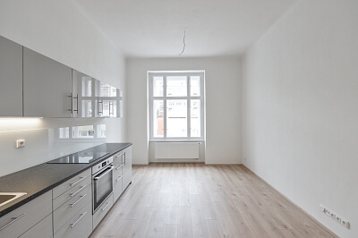 Na Výšinách, Bubeneč - Prague 7 | Rent, Apartment Two-bedroom (3+1), 117 m²