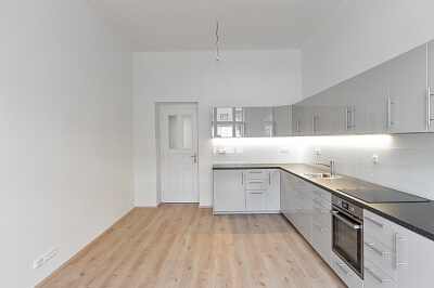 Na Výšinách, Bubeneč - Prague 7 | Rent, Apartment Two-bedroom (3+1), 117 m²