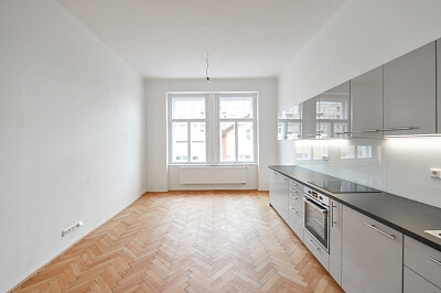 Na Výšinách, Bubeneč - Prague 7 | Rent, Apartment One-bedroom (2+1), 80 m²