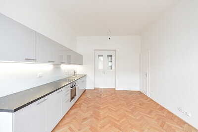 Na Výšinách, Bubeneč - Praha 7 | Pronájem, Byt 2+1, 80 m²