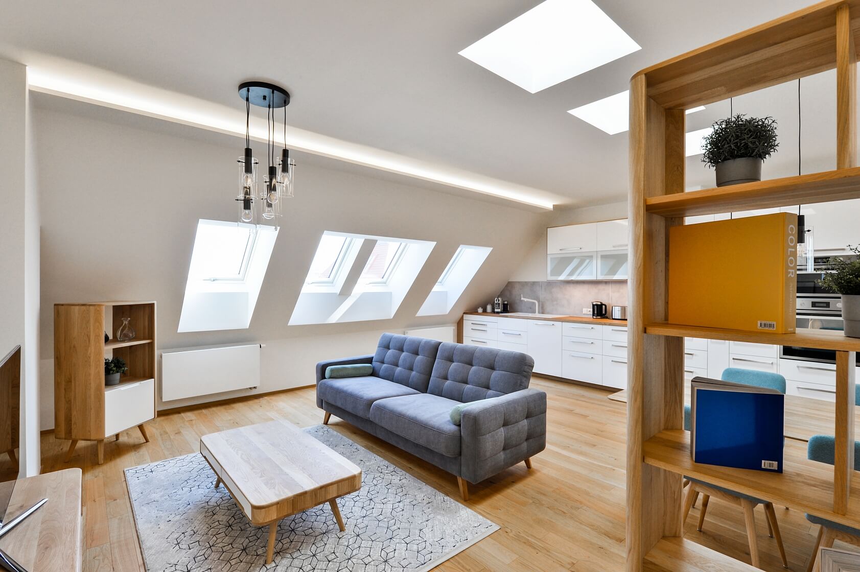 Radhošťská, Žižkov - Prague 3 | Rent, Apartment One-bedroom (2+kk), 88 m²