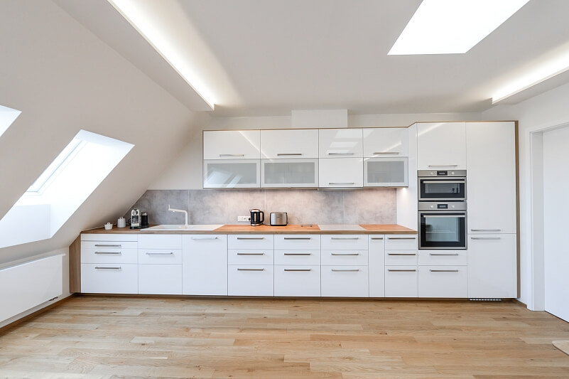 Radhošťská, Žižkov - Praha 3 | Pronájem, Byt 2+kk, 88 m²