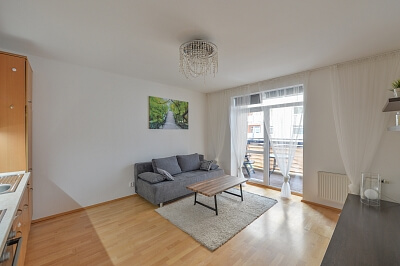 Nepilova, Vysočany - Prague 9 | Rent, Apartment One-bedroom (2+kk), 50 m²