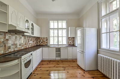 Mošnova, Smíchov - Prague 5 | Rent, Apartment Three-bedroom (4+1), 125 m²