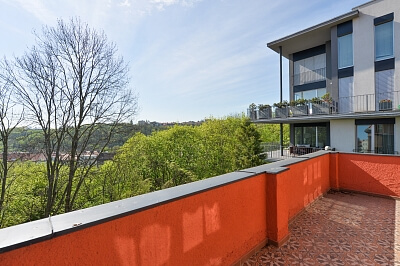 Mošnova, Smíchov - Prague 5 | Rent, Apartment Three-bedroom (4+1), 125 m²