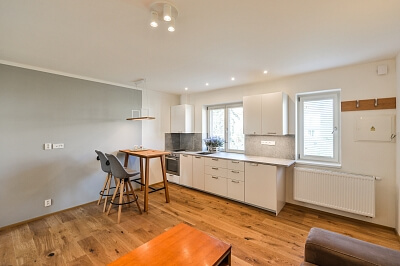 Na Černé hoře, Dejvice - Praha 6 | Pronájem, Byt 2+kk, 40 m²