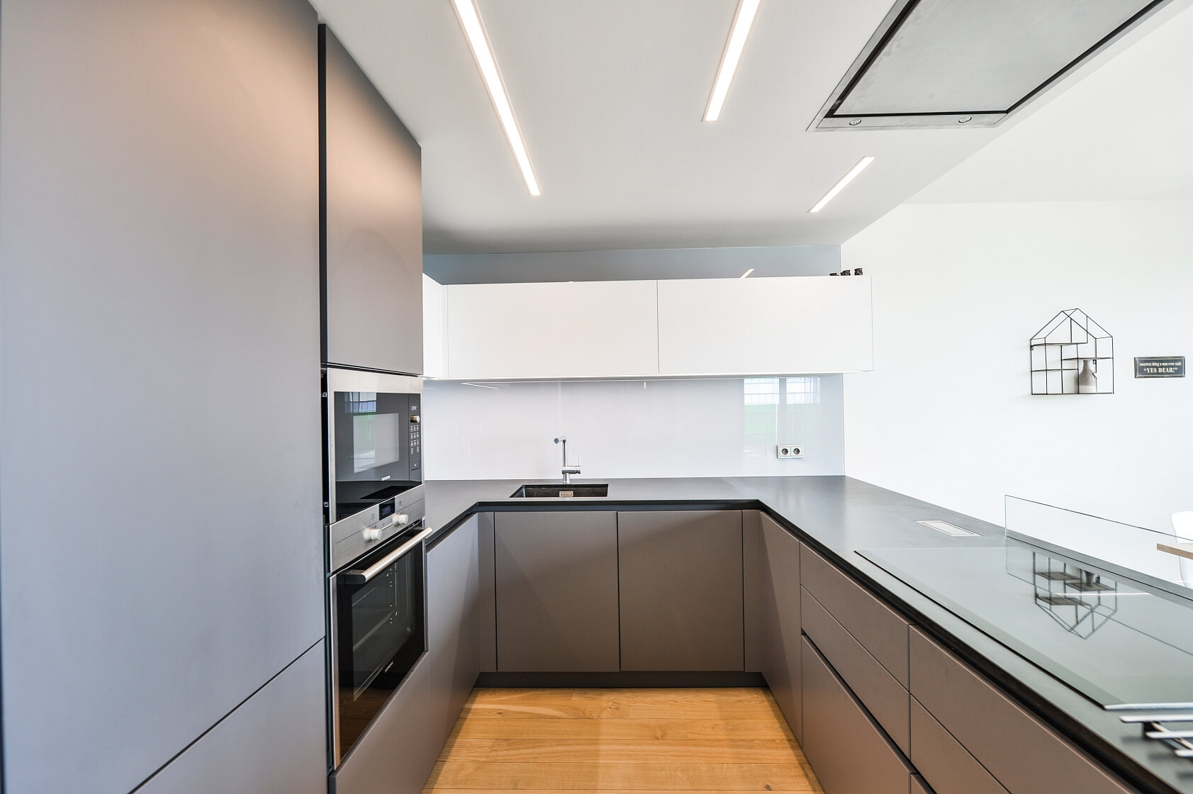 Vršovice - Prague 10 | Sale, Apartment Three-bedroom (4+kk), 167 m²