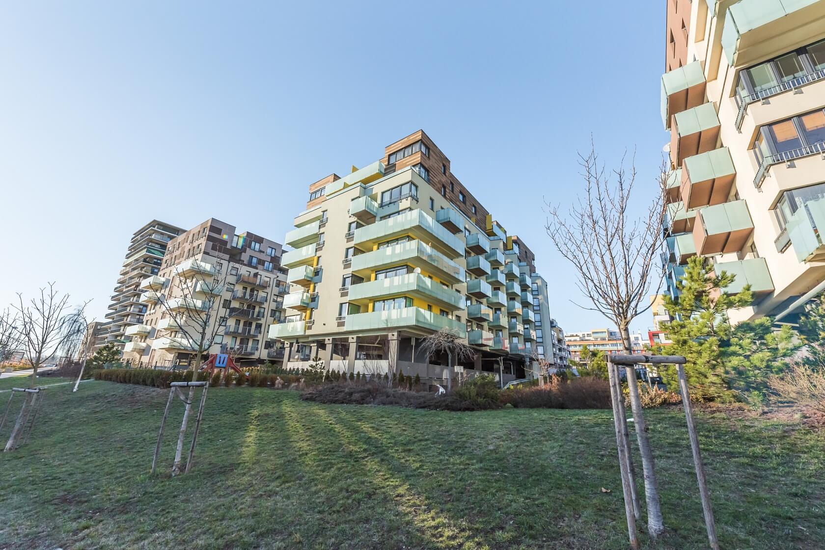 Svitákova, Stodůlky - Prague 5 | Sale, Apartment Three-bedroom (4+1), 156 m²