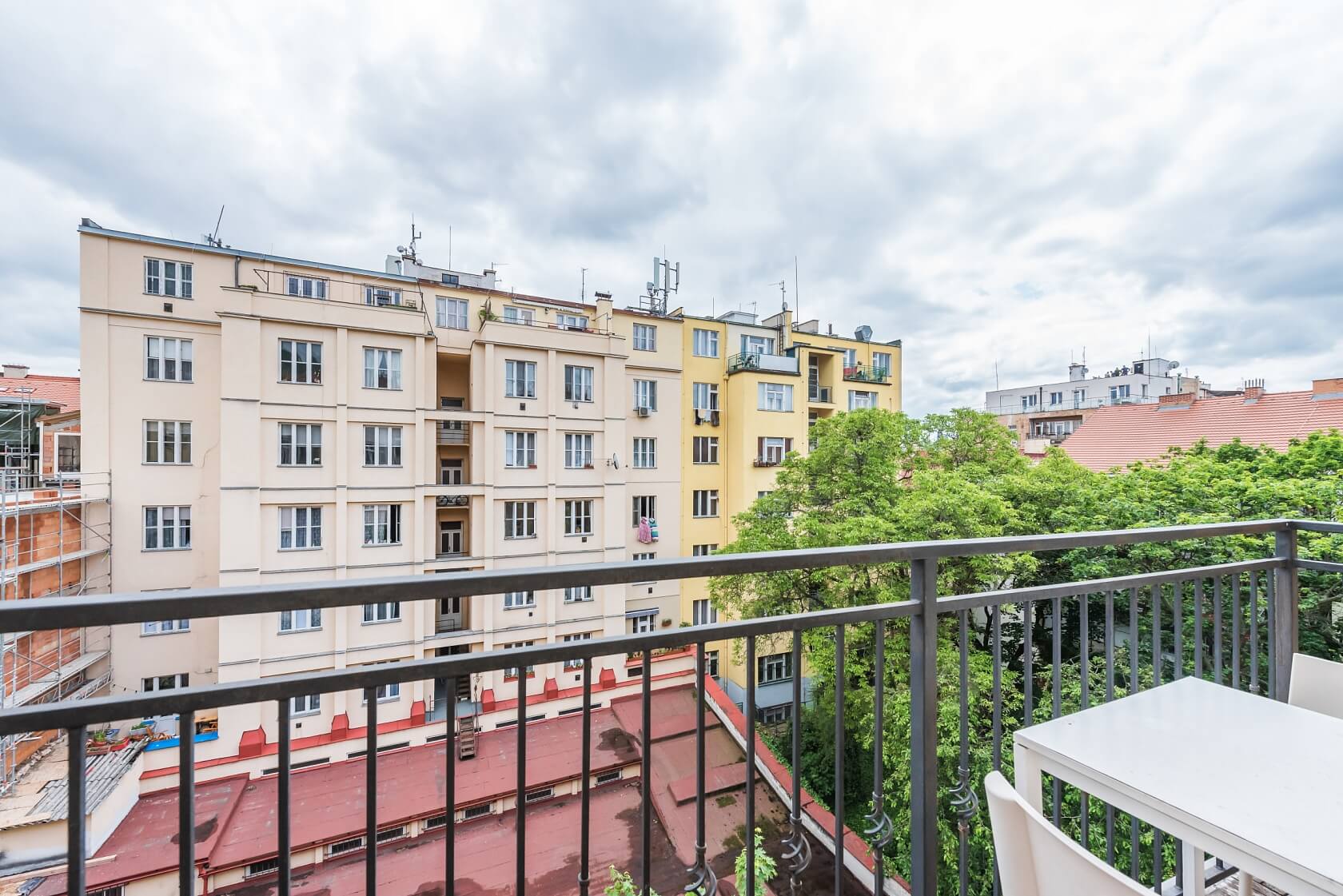 Kroftova, Smíchov - Prague 5 | Sale, Apartment Two-bedroom (3+kk), 77 m²