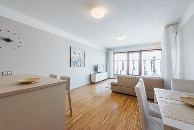 Rohanské nábřeží, Karlín - Prague 8 | Rent, Apartment One-bedroom (2+kk), 61 m²