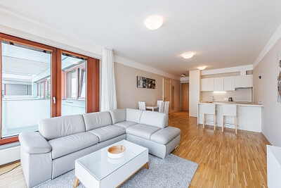 Rohanské nábřeží, Karlín - Praha 8 | Pronájem, Byt 2+kk, 61 m²