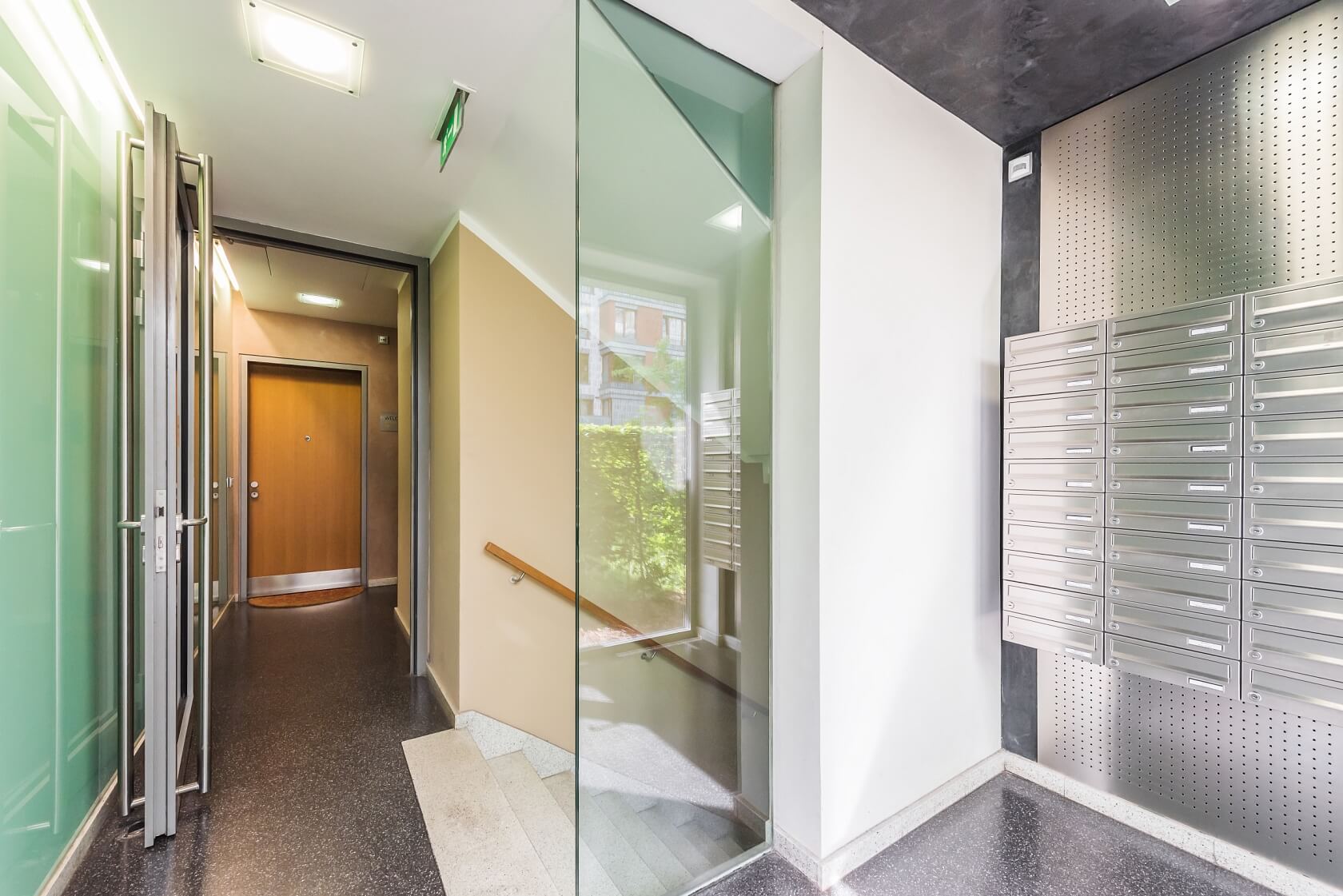 Rohanské nábřeží, Karlín - Prague 8 | Rent, Apartment One-bedroom (2+kk), 61 m²