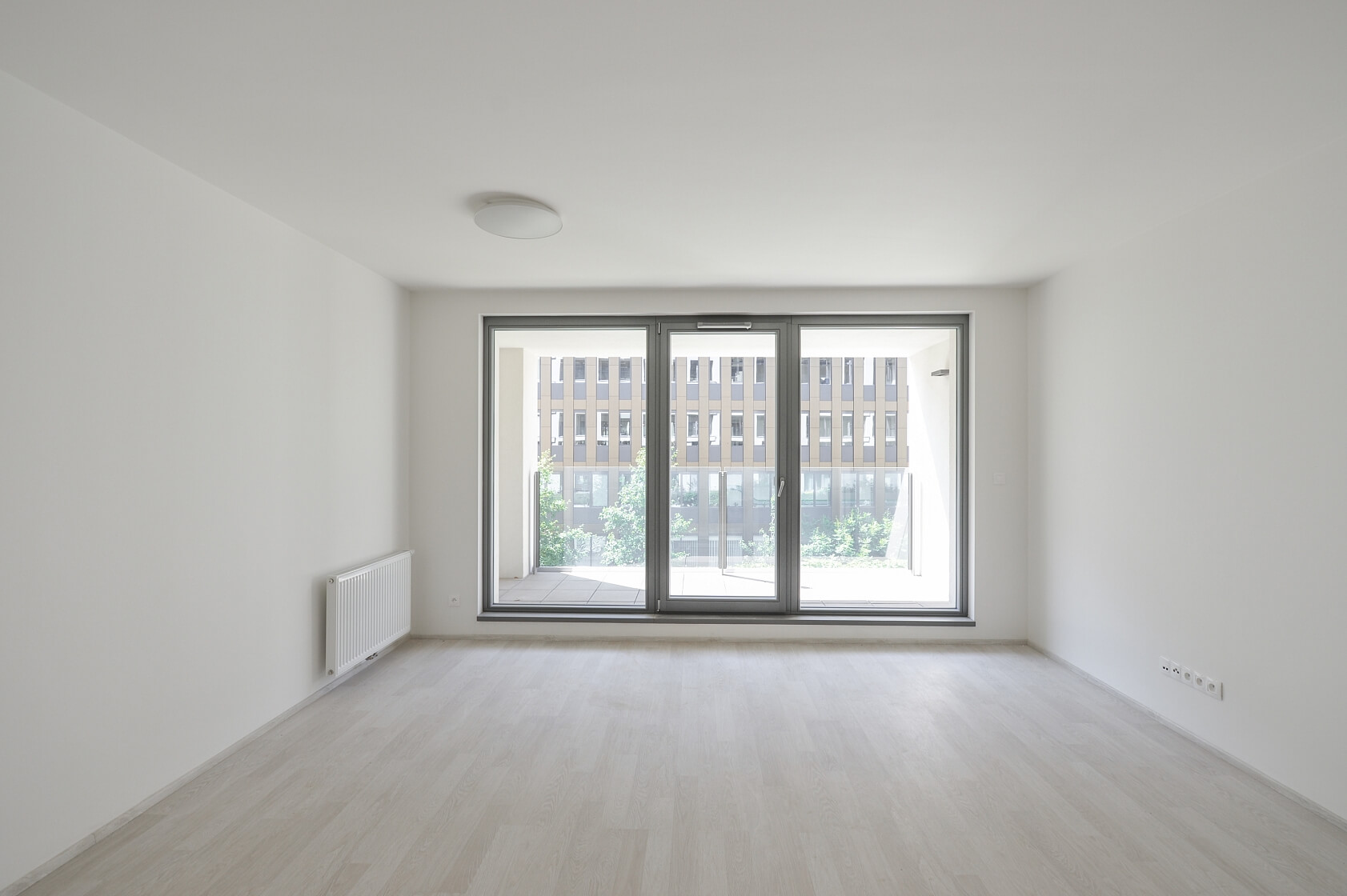 U Mlýnského kanálu, Karlín - Praha 8 | Pronájem, Byt 3+kk, 85 m²