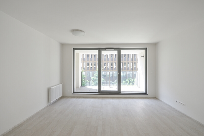 U Mlýnského kanálu, Karlín - Prague 8 | Rent, Apartment Two-bedroom (3+kk), 85 m²