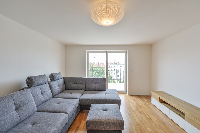 Ondříčkova, Žižkov - Prague 3 | Rent, Apartment One-bedroom (2+kk), 78 m²