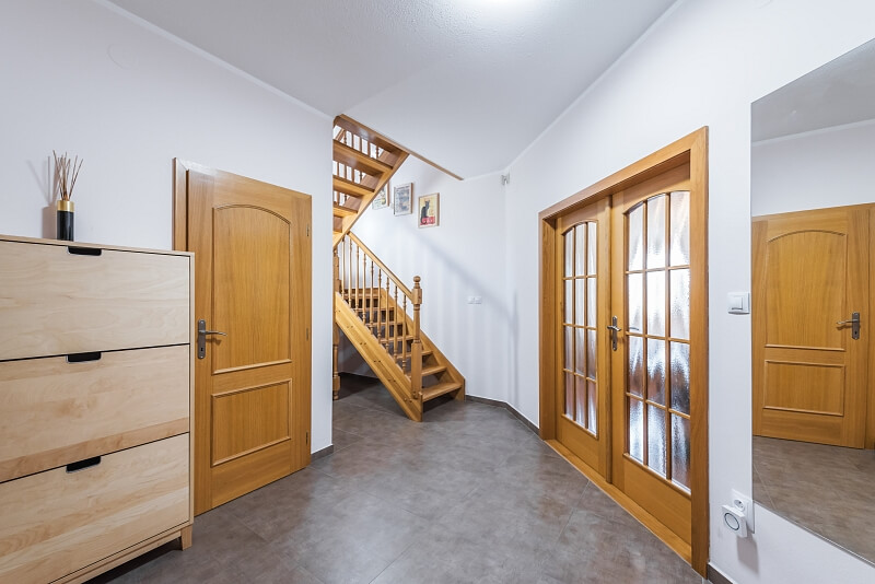 Tylova, Šestajovice - Praha-východ | Sale, House Four-bedroom (5+kk), 240 m²