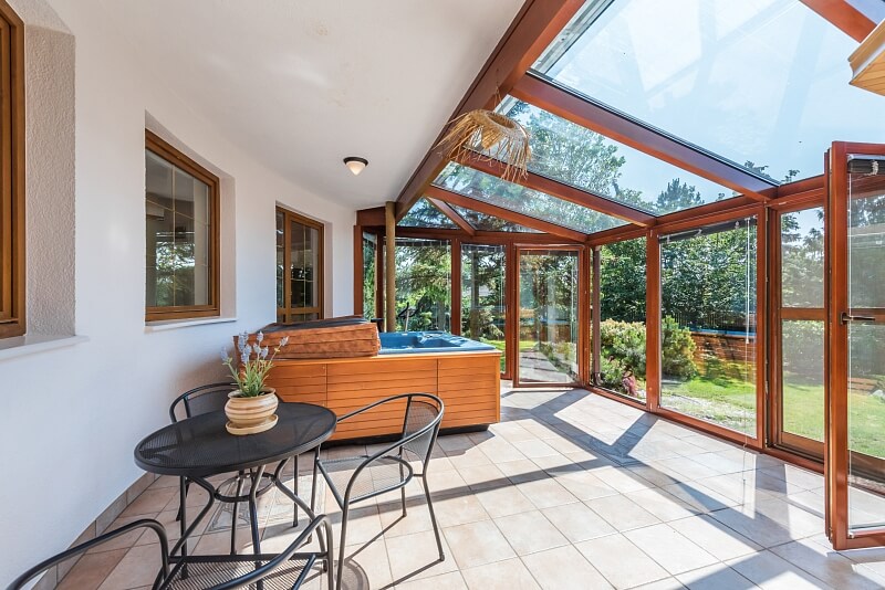 Tylova, Šestajovice - Praha-východ | Sale, House Four-bedroom (5+kk), 240 m²