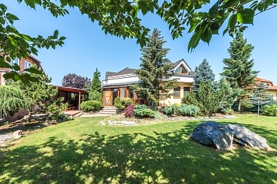 Tylova, Šestajovice - Praha-východ | Sale, House Four-bedroom (5+kk), 240 m²