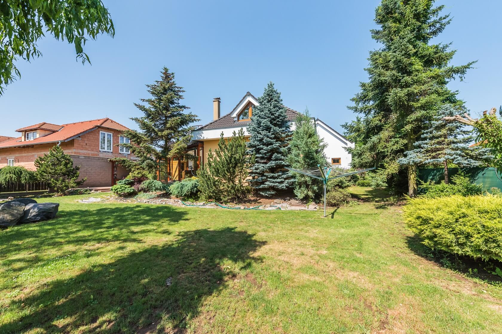 Tylova, Šestajovice - Praha-východ | Sale, House Four-bedroom (5+kk), 240 m²