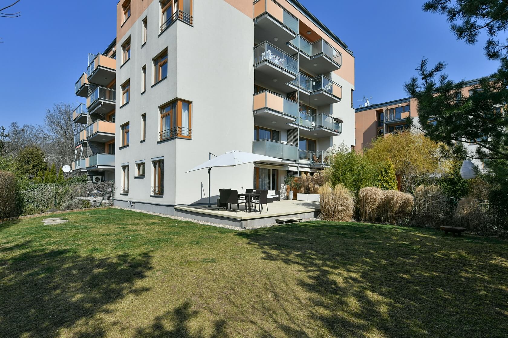 Nepelova, Hloubětín - Praha 9 | Pronájem, Byt 3+kk, 121 m²