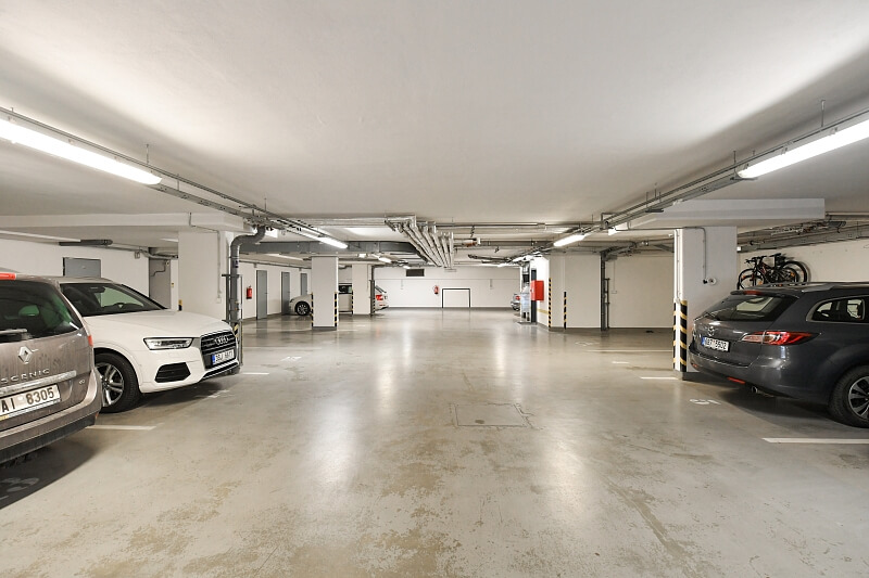 Nepelova, Hloubětín - Prague 9 | Rent, Apartment Two-bedroom (3+kk), 121 m²