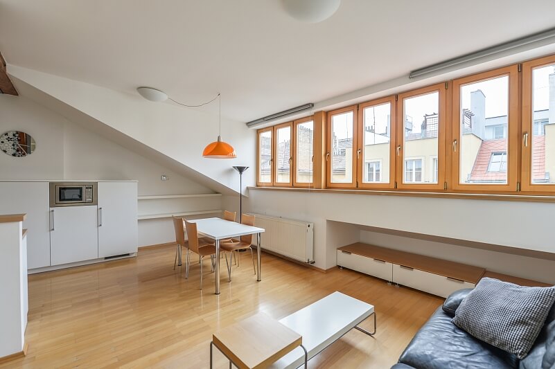 Plaská, Malá Strana - Praha 5 | Pronájem, Byt 2+kk, 88 m²