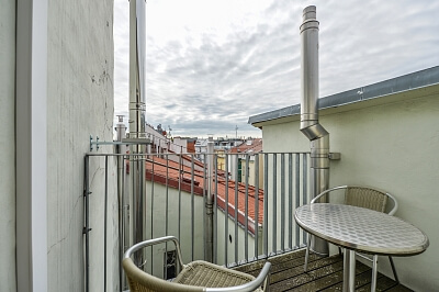 Plaská, Malá Strana - Prague 5 | Rent, Apartment One-bedroom (2+kk), 88 m²