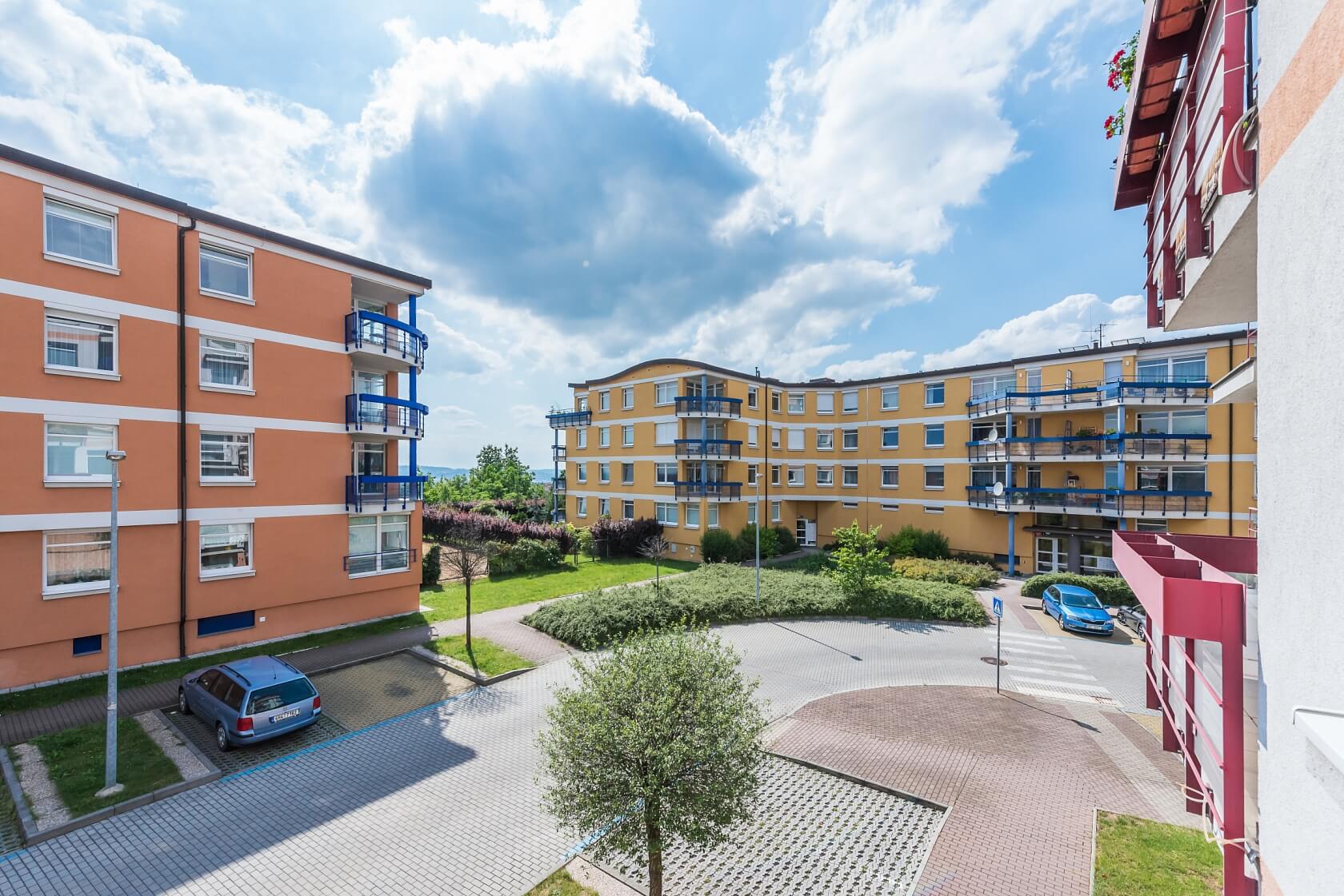 Nad Okrouhlíkem, Libeň - Prague 8 | Sale, Apartment One-bedroom (2+1), 69 m²