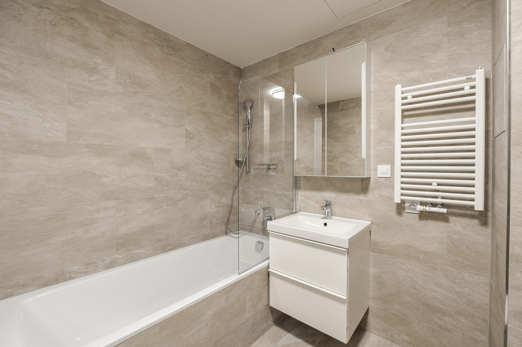 Pod Dvorem, Veleslavín - Praha 6 | Pronájem, Byt 2+kk, 60 m²