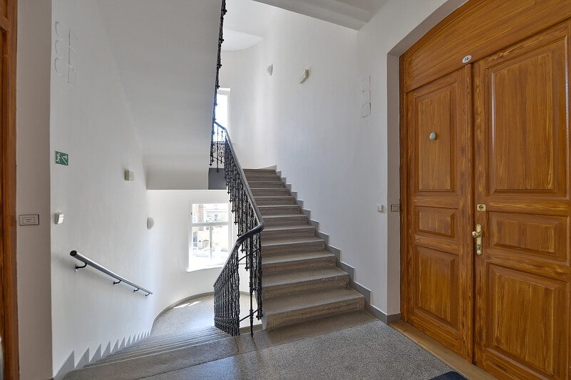 U Zvonařky, Vinohrady - Prague 2 | Rent, Apartment Three-bedroom (4+kk), 140 m²