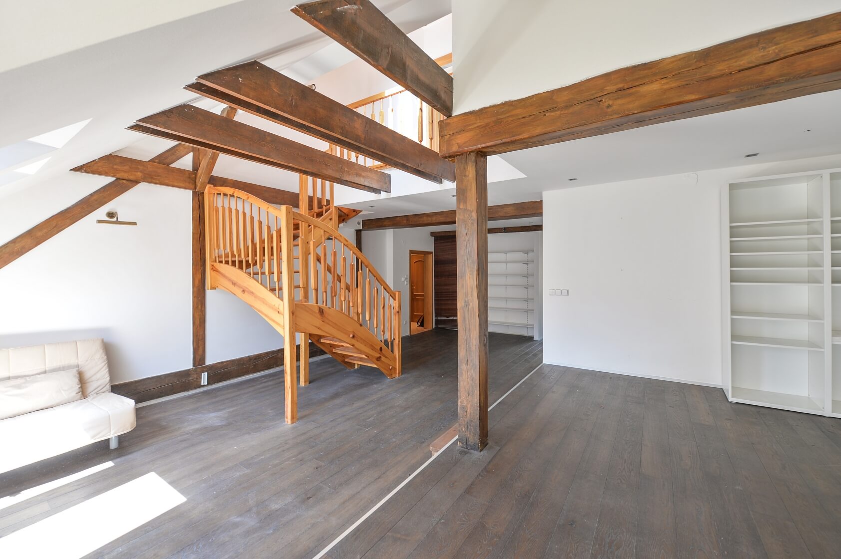 Mánesova, Vinohrady - Prague 2 | Rent, Apartment Three-bedroom (4+kk), 155 m²