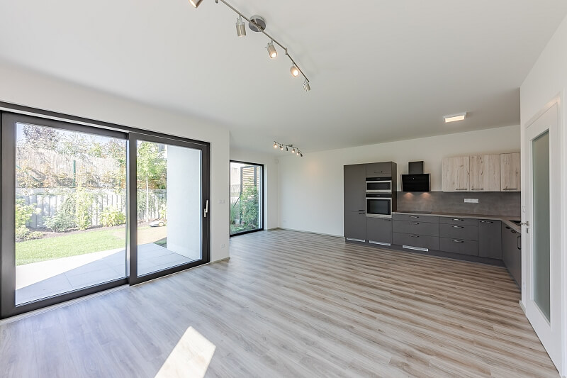 Skřivánčí, Březiněves - Prague 8 | Rent, House Four-bedroom (5+kk), 171 m²