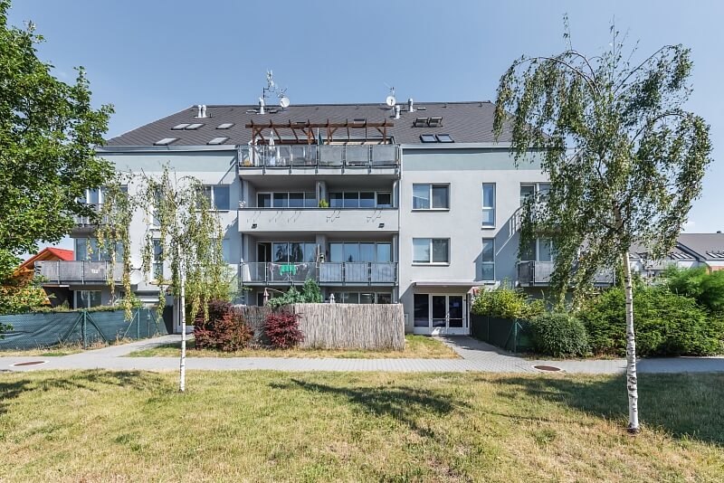 Pod Nouzovem, Kbely - Praha 9 | Prodej, Byt 2+kk, 59 m²