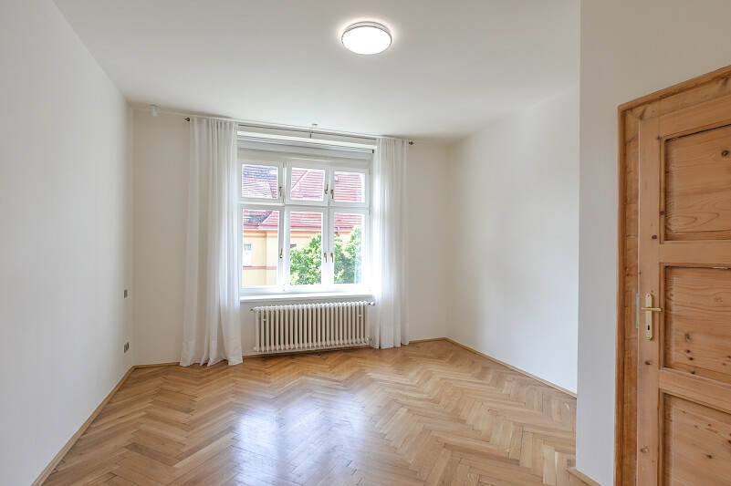 Hradešínská, Vinohrady - Prague 10 | Rent, Apartment Three-bedroom (4+1), 120 m²
