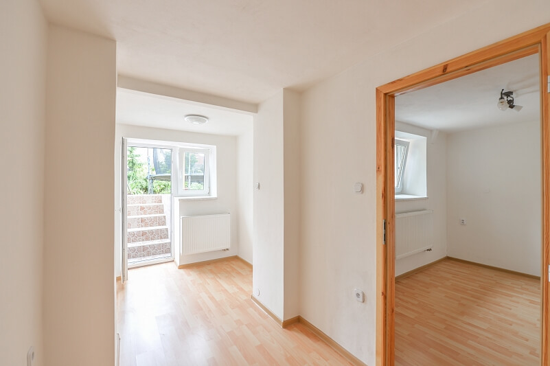 Trojmezní, Libeň - Prague 9 | Rent, Apartment One-bedroom (2+1), 40 m²