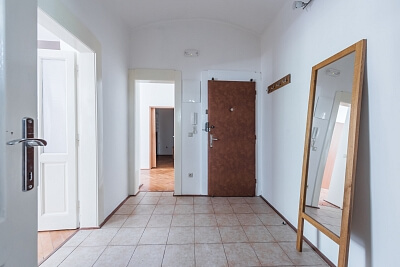 Na Václavce, Smíchov - Praha 5 | Pronájem, Byt 2+kk, 75 m²