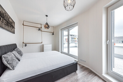 Sazovická, Zličín - Praha 5 | Pronájem, Byt 3+kk, 152 m²